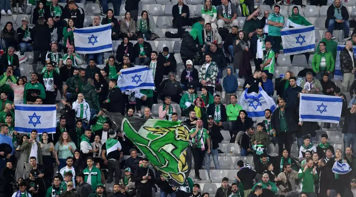 Maccabi Haifa fans (Reuters)