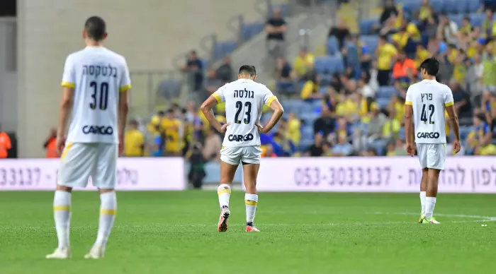 Maccabi Tel Aviv players in shock (Hagi Michaeli)