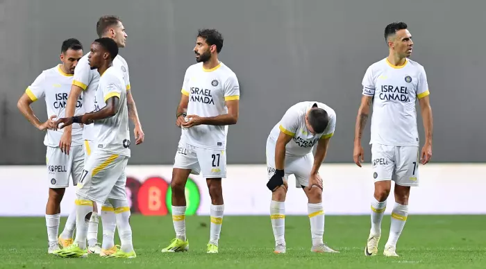 Maccabi Tel Aviv players shocked by the relegation (Hagi Michaeli)