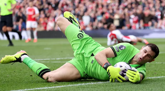 Emiliano Martinez (Reuters)