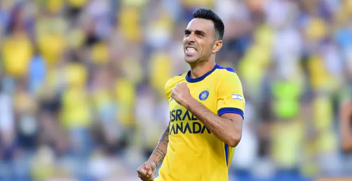 Eran Zahavi celebrates (Michael holidays)