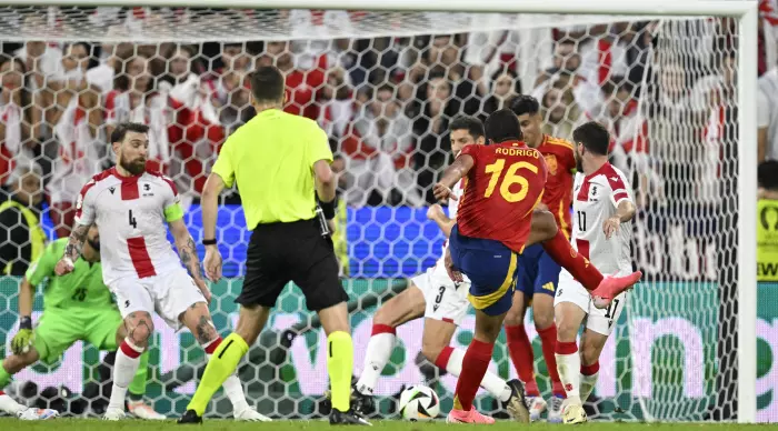 Rodri unleashes a flat and accurate kick (Reuters)