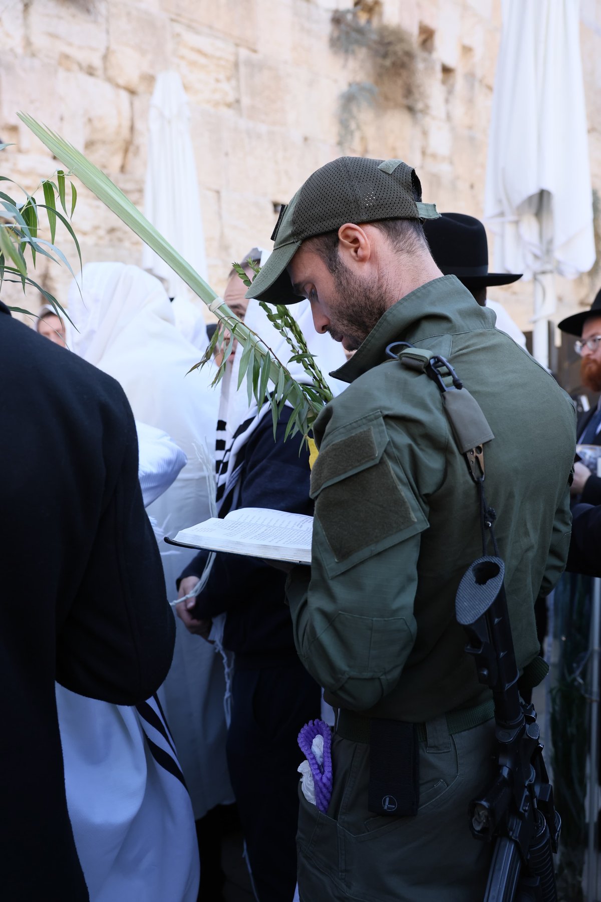 Morning prayer at the Western Wall, Hoshana Rabbah Tashf"the