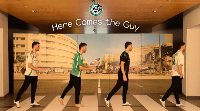 Guy teaches crossing the road (Maccabi Haifa's official website)